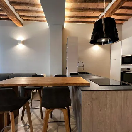 Appartamento Via Roma 41-dentro Le Mura